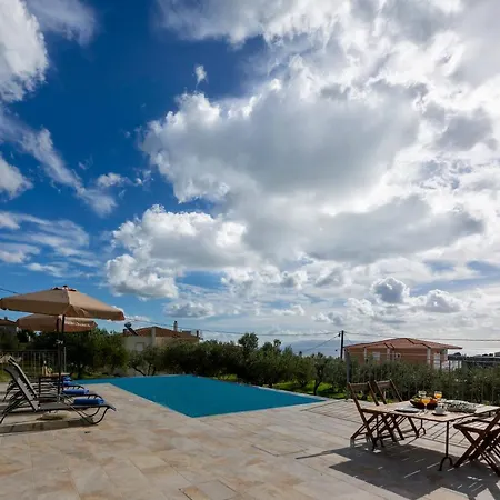 Villa Elaion Vlachata
